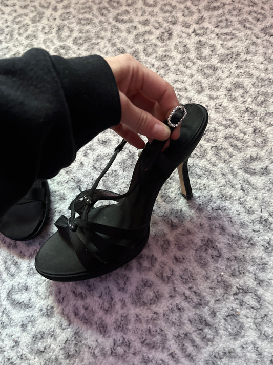Vintage black heels great for going out super sexy size 7 woman’s