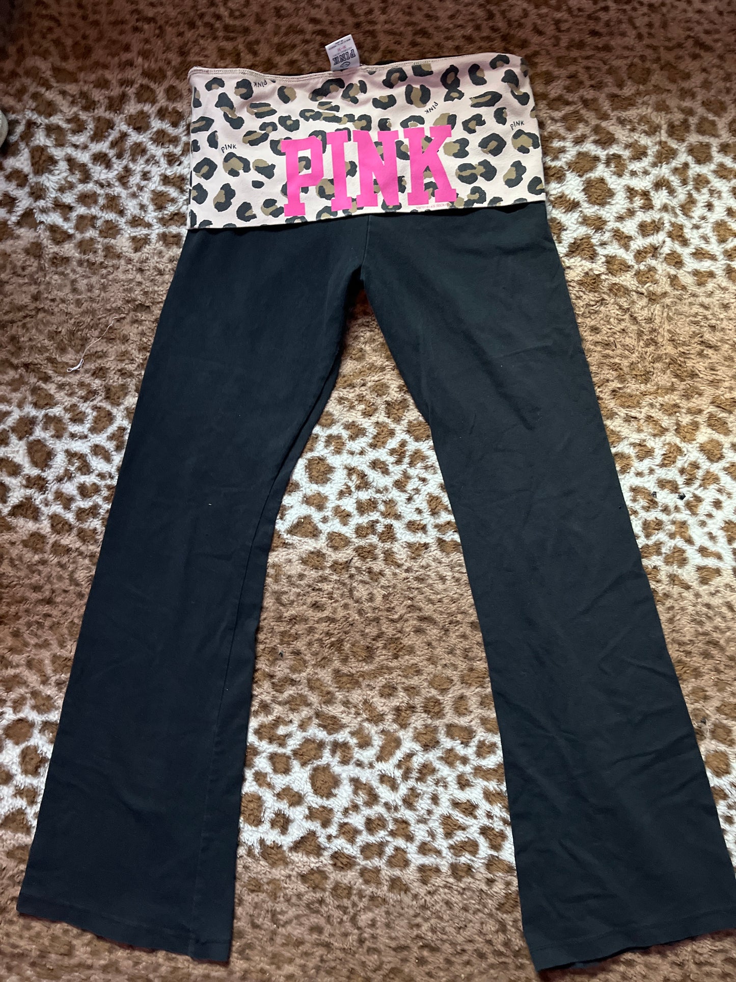 Vintage victoria’s Secret pink foldovers leopard htf