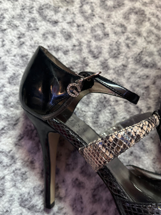 Vintage guess heels with guess charm snake print faux