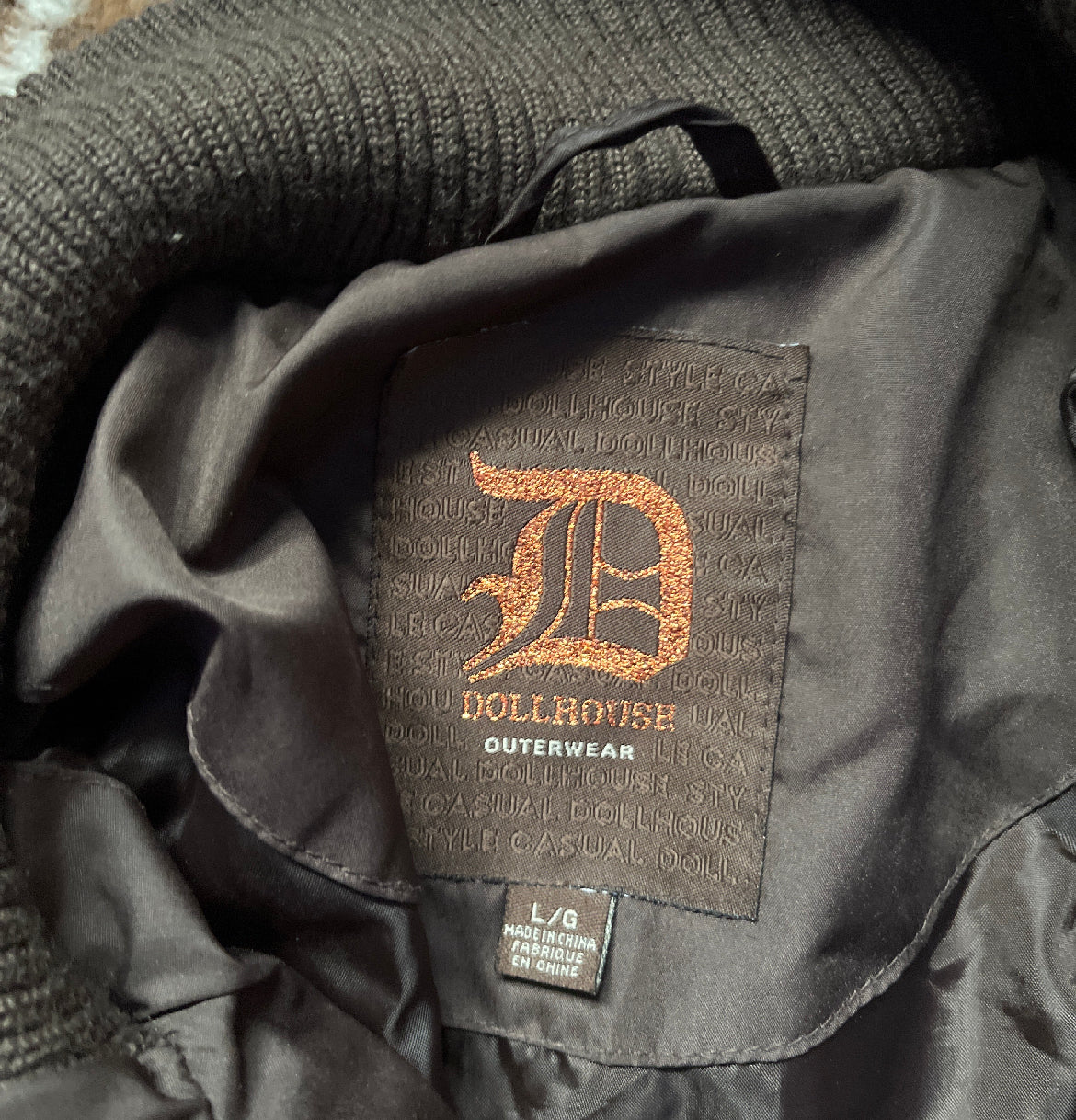 Vintage cropped puffer coat fall vibes