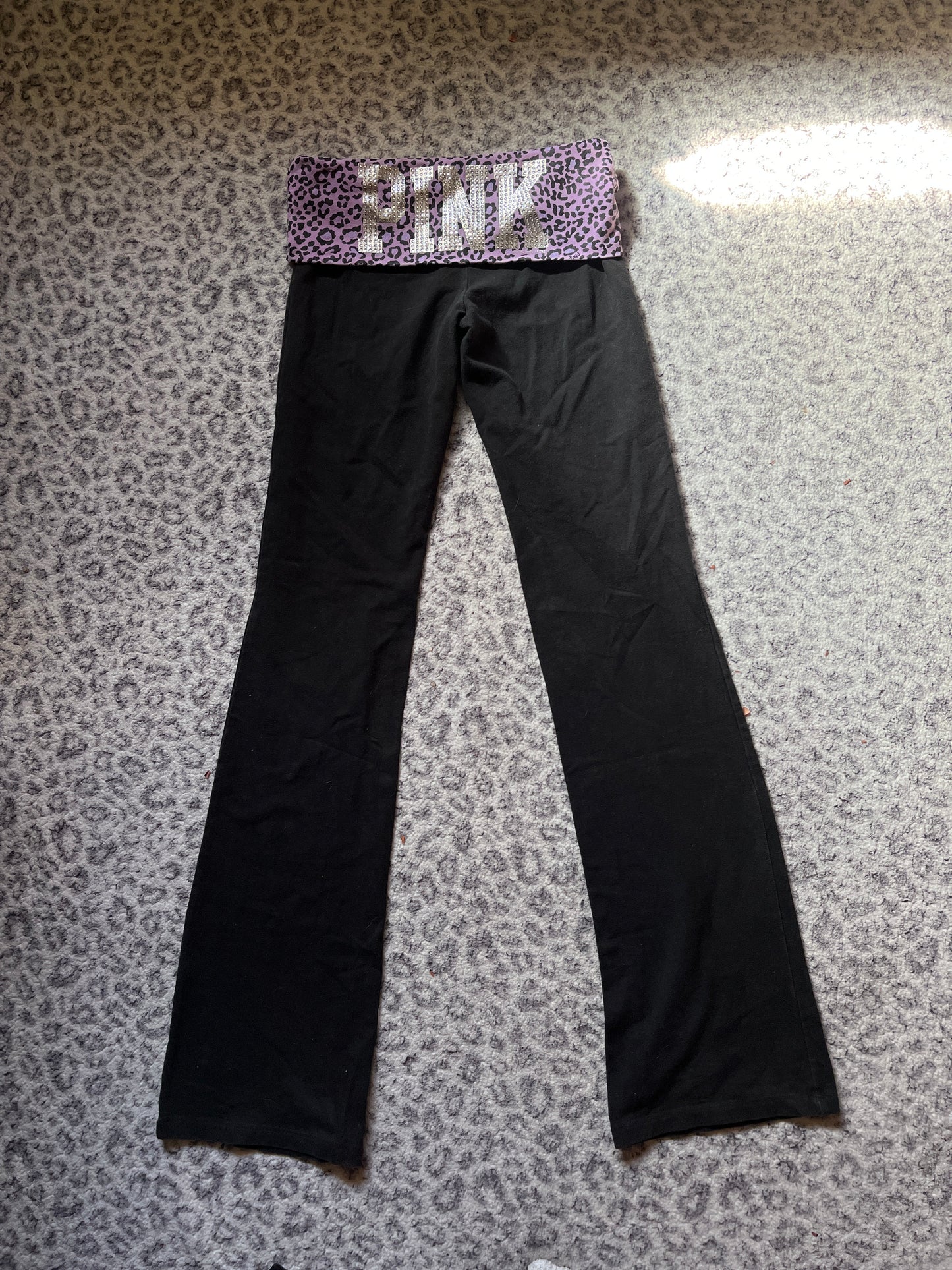 Vintage Victoria’s Secret leopard print flare leggings flare xs