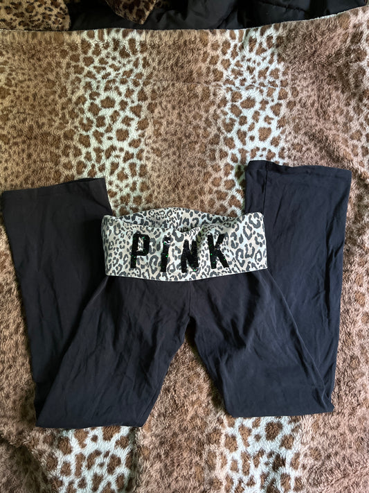 Victoria secret pink y2k flare, low rise of leopard print sequin leggings